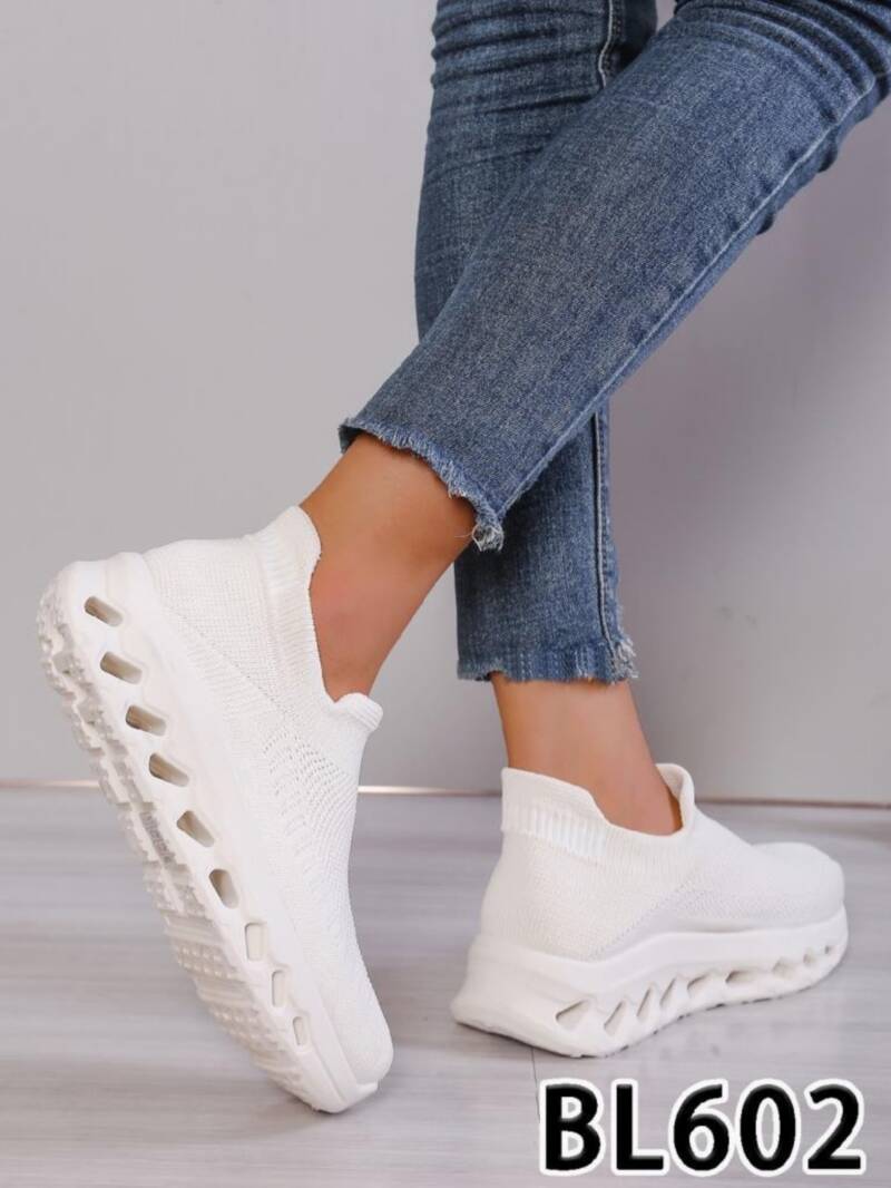 Buty sportowe damskie Roz 36-41 / 12 par